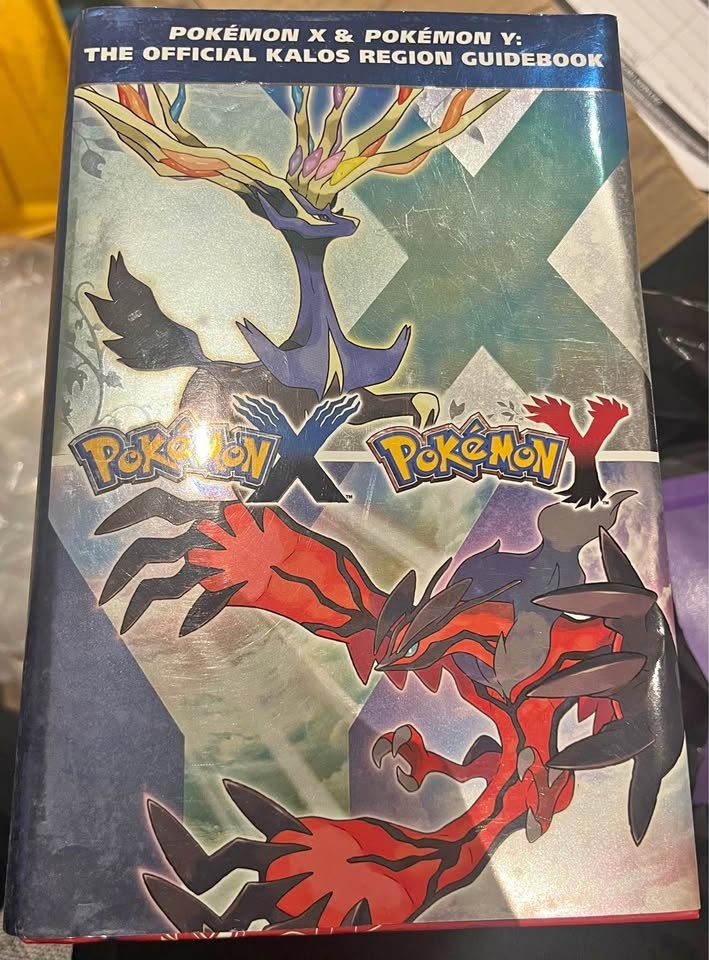 Pokemon X and Y Official Kalos Region Guidebook