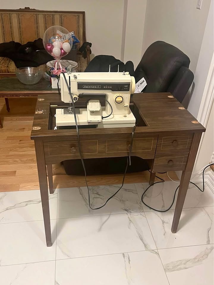 Kenmore 10 Sewing Machine
