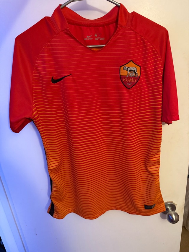 As Roma red soccer jersey for sale!