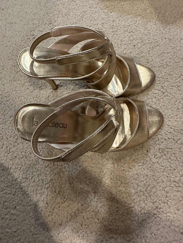 Le Chateau Women's High Heel Shoes Size 8 - photo 4