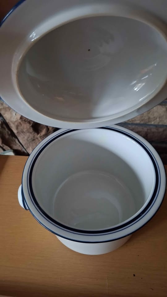 Dansk Bistro Round Covered Casserole - photo 4