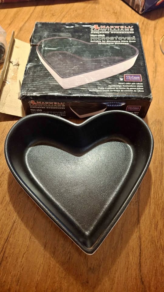 Small Heart Cake Pan
