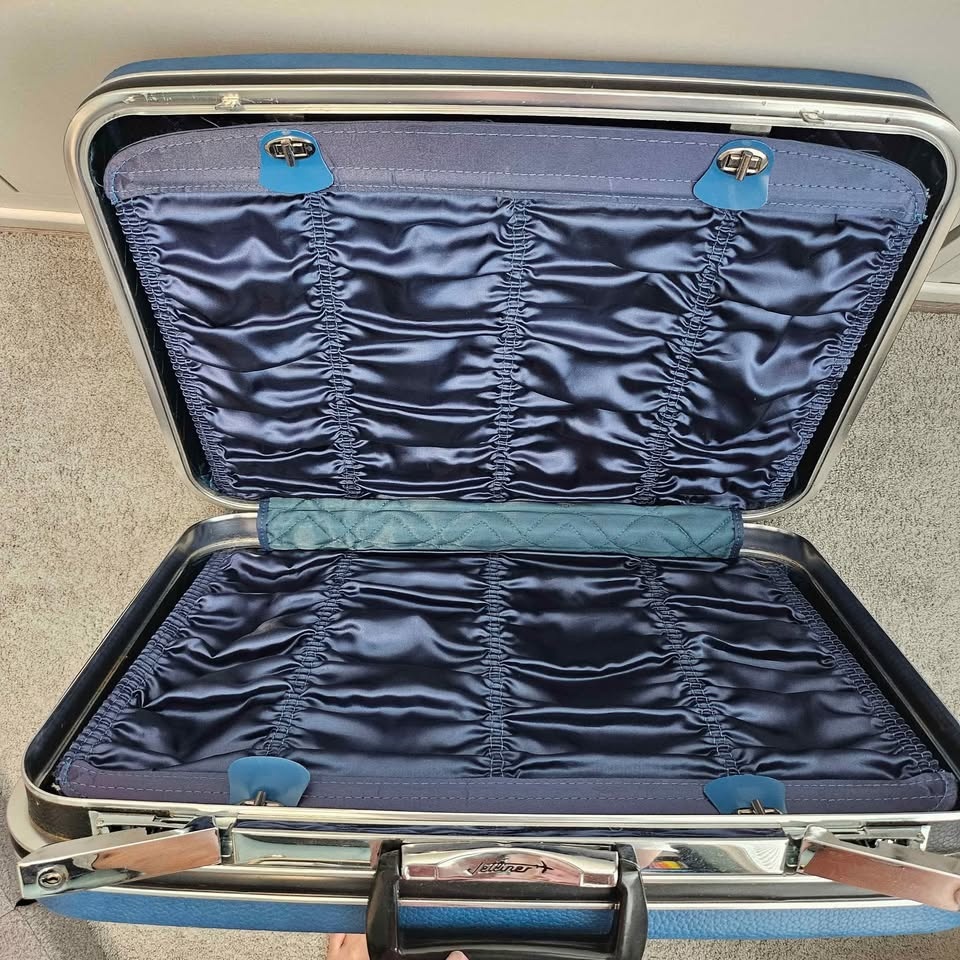 Vintage Jetliner Suitcase - Blue - photo 4