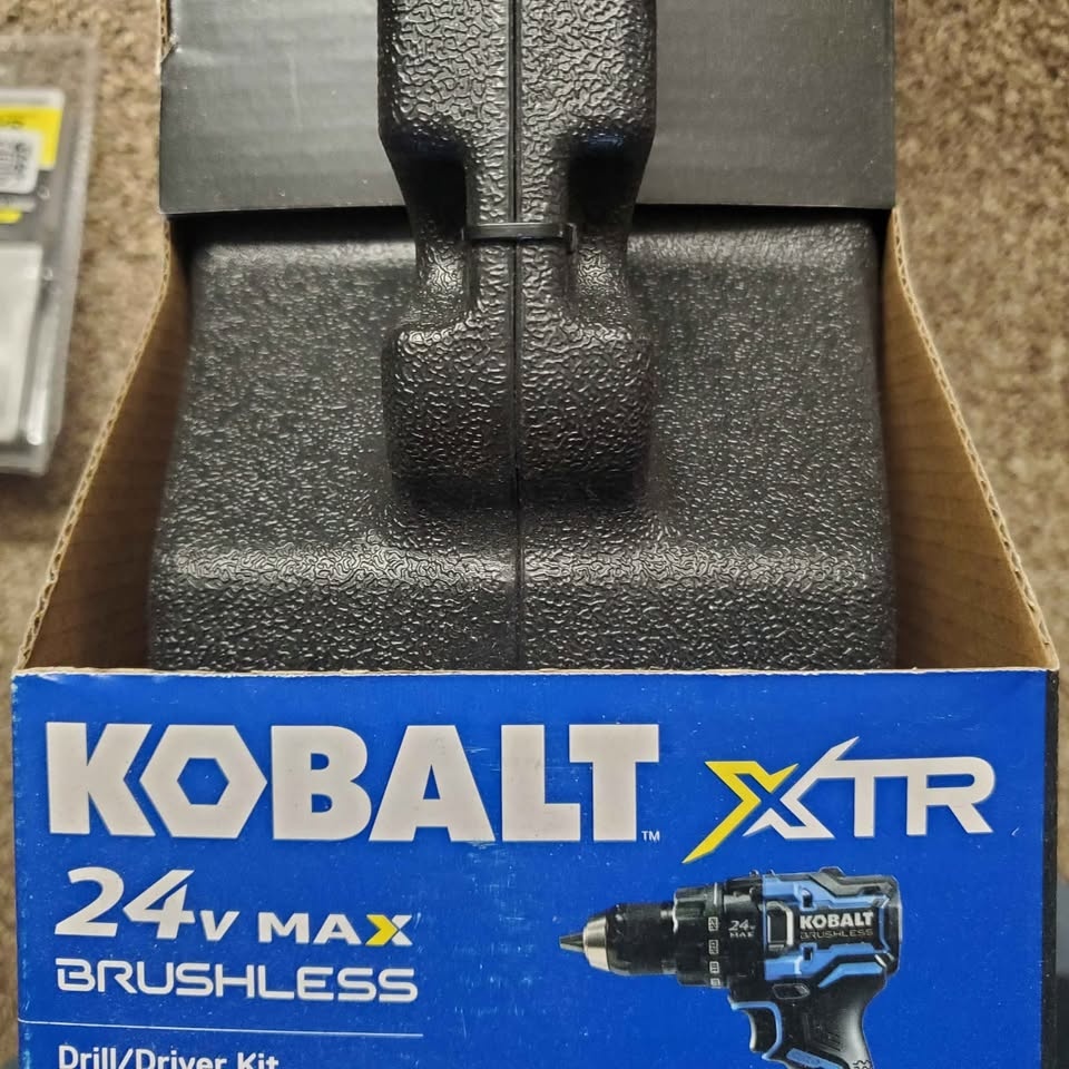New Kobalt 24V Cordless Drill w/ 2 Batteries & Headlamp - photo 4