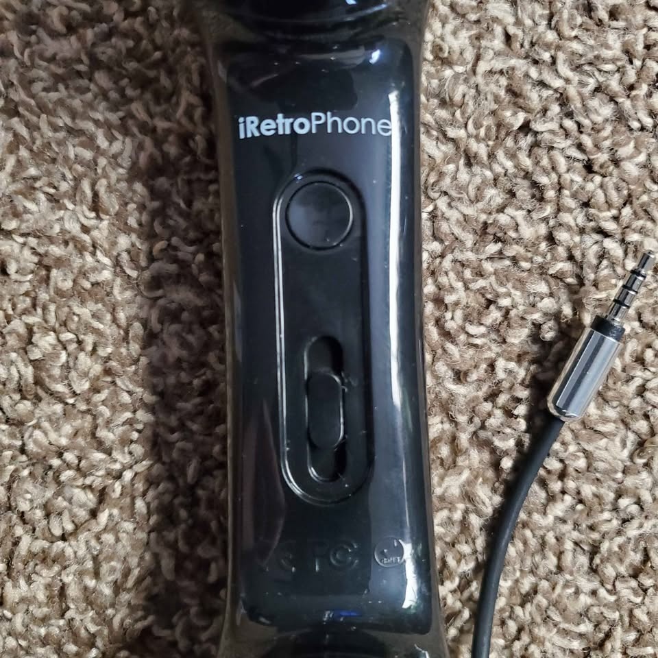 Cell Phone Handset - photo 2