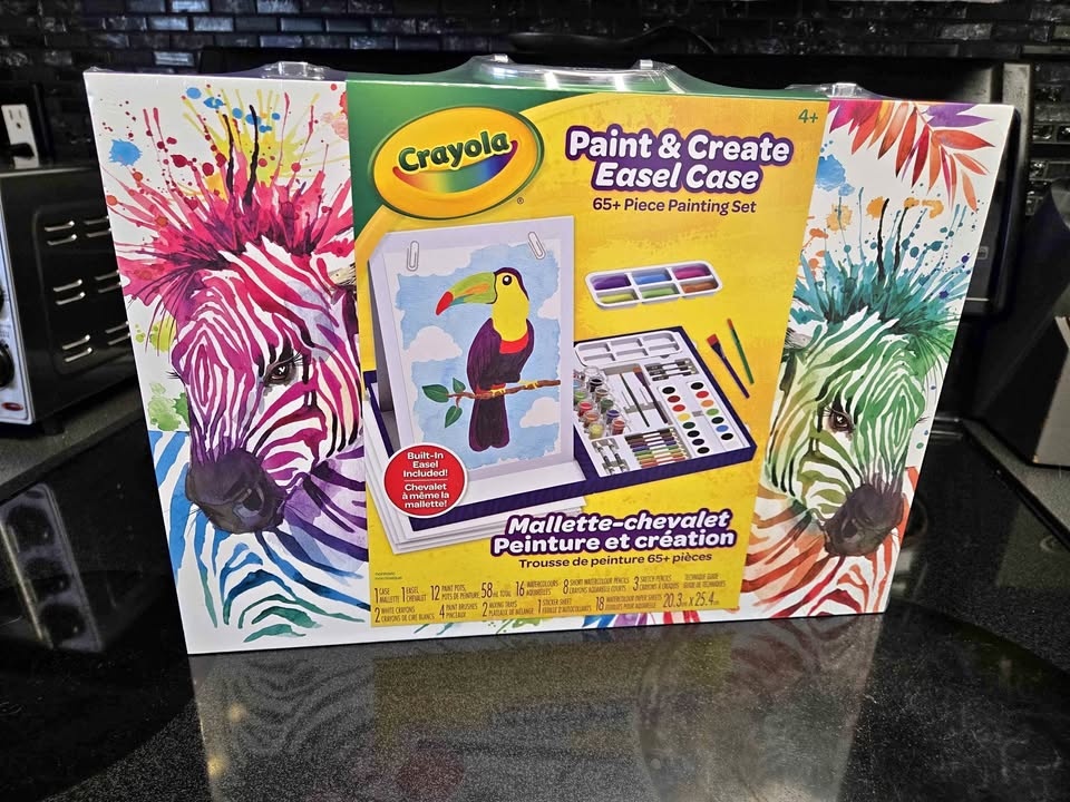Brand New Crayola Paint and Easel Set