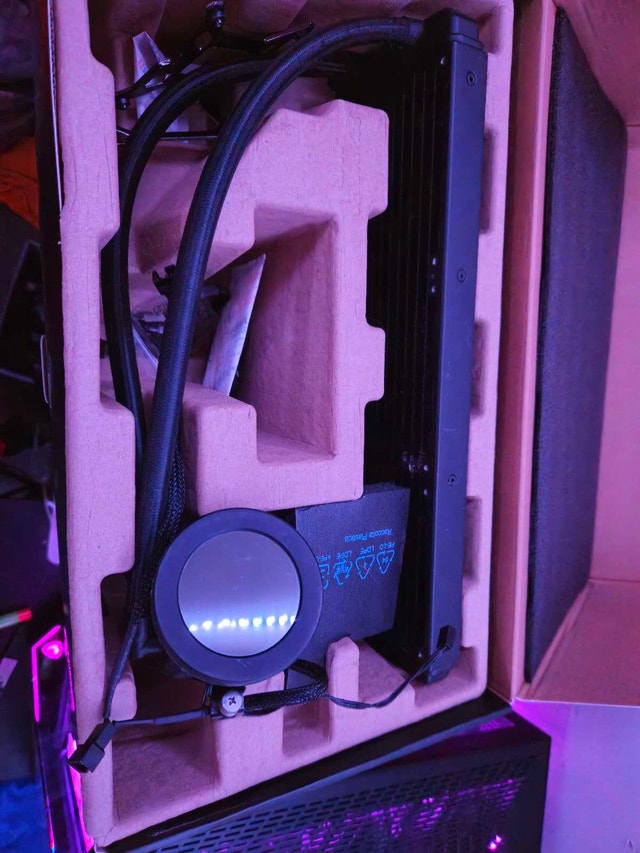 Thermaltake Case & 360 AIO Liquid Cooler - photo 4