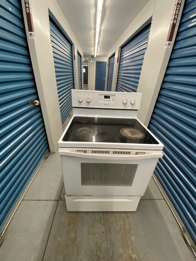 WHITE ELECTRIC GLASS STOVE - photo 4