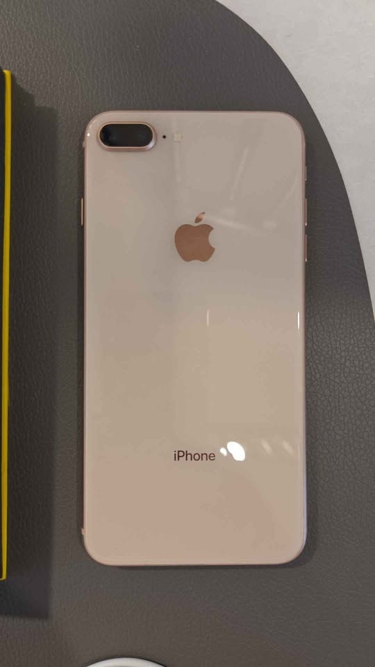 iPhone 8 Plus (rose gold) - photo 3