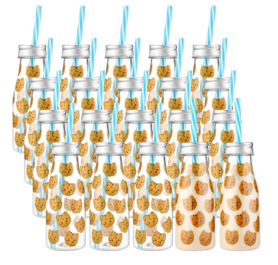 Yungyan 20 Pcs Plastic Bottles with Straws and Lids + Cookie Sti