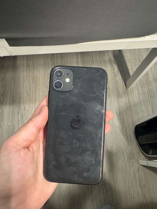 iPhone 11 64 GB Black - photo 2