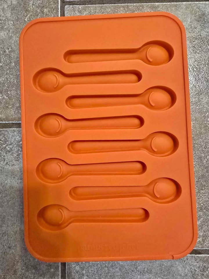 Pampered Chef Spoon Mold
