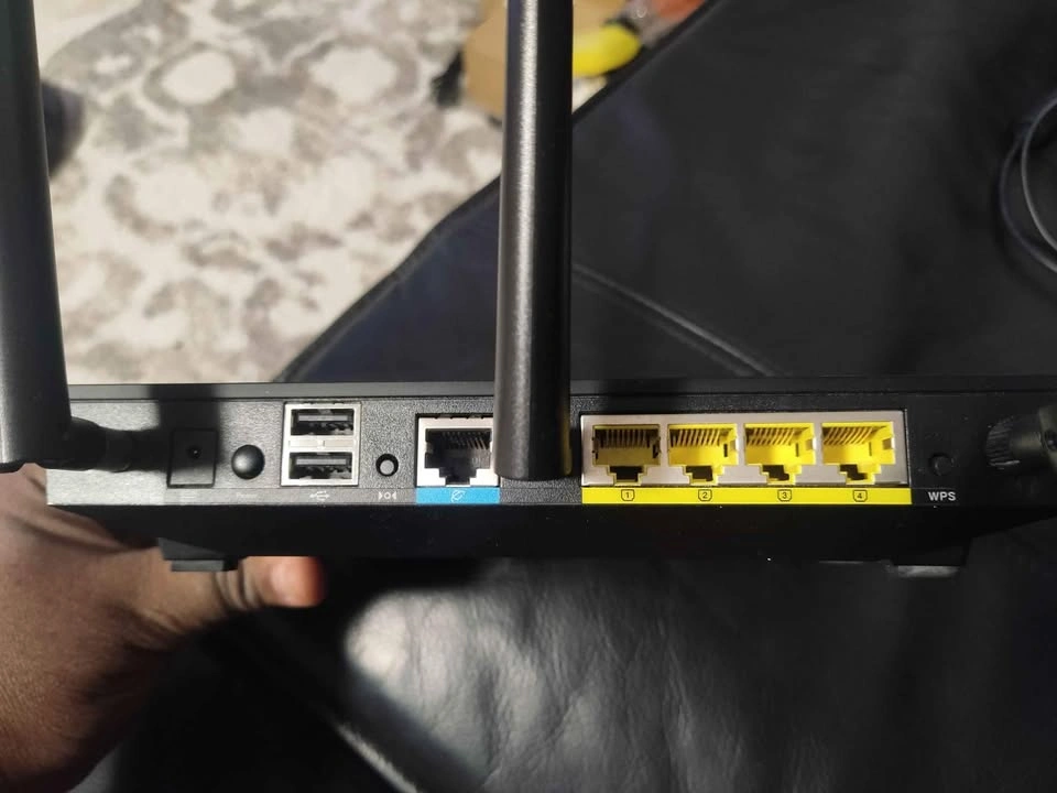 Asus RT-AC66r High Performance Router - photo 2