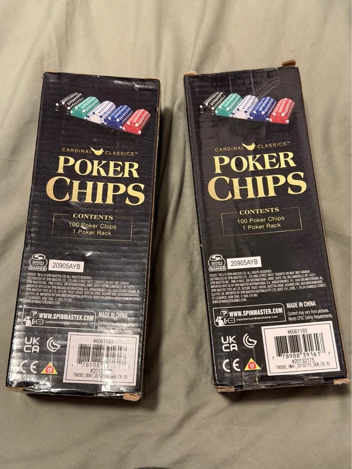 Cardinal Classics Poker Chips - 100 Chips & Rack (2 Sets) - photo 3