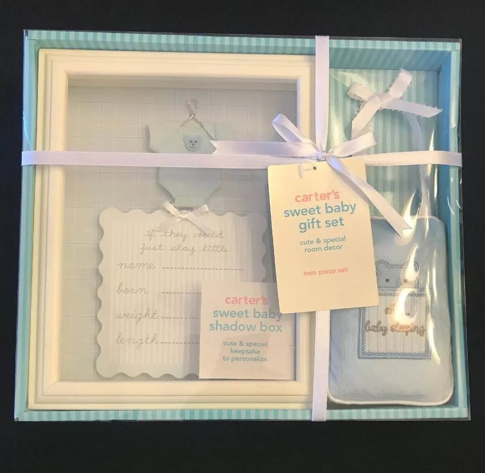 Baby Boy Blanket Shadow Box Sleeper 3 Months Football - photo 3