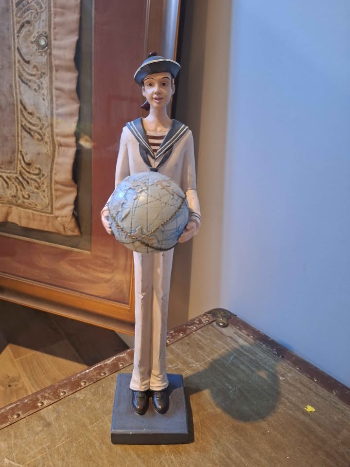 RARE Vintage Sailor Holding Globe Gianni Di Lucca Sculpture - photo 2
