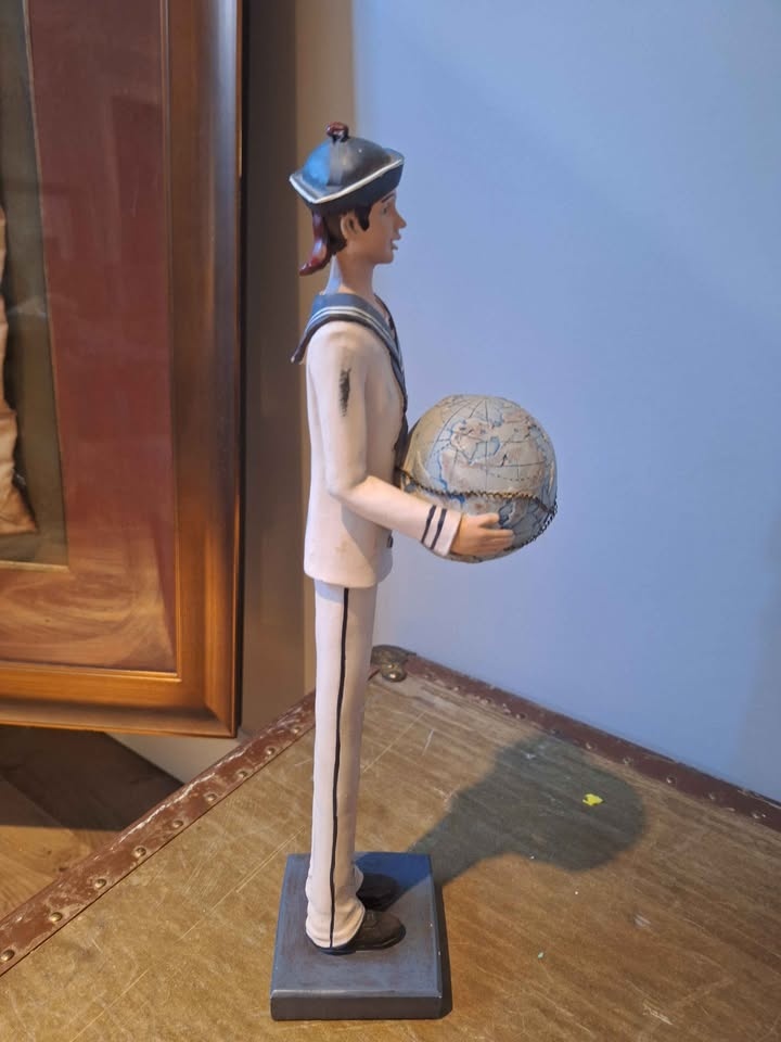 RARE Vintage Sailor Holding Globe Gianni Di Lucca Sculpture - photo 5