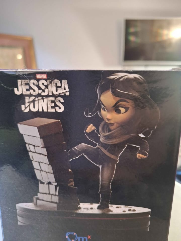 QmX Q Figure Jessica Jones - photo 2