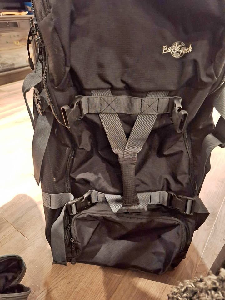 Eagle Creek Large Trunk 30" Duffel Bag on Wheels