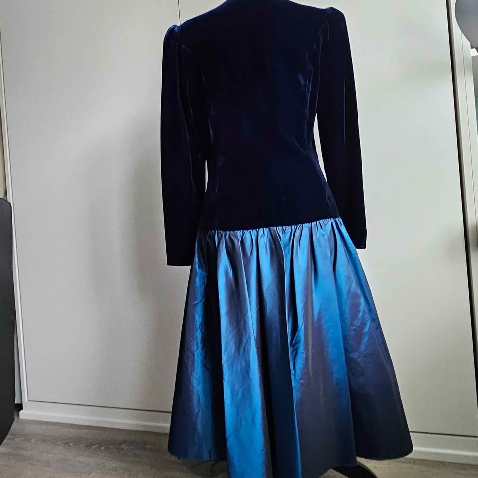 Navy Blue Velvet Party Dress - Simon Chin Vintage - photo 5