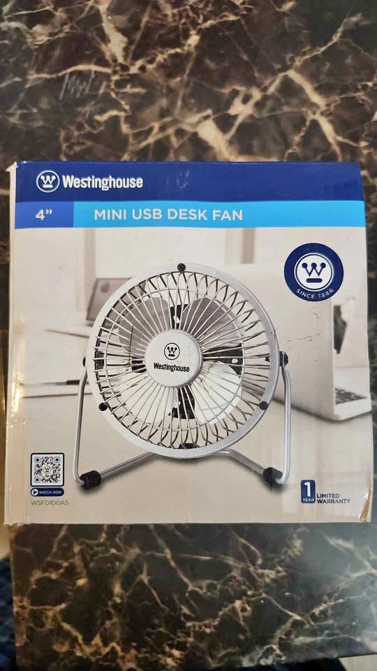 Westinghouse 4" Mini USB Desk Fan