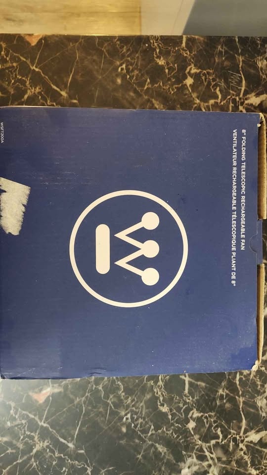 Westinghouse 8" Folding Telescopic Rechargeable Fan - photo 4
