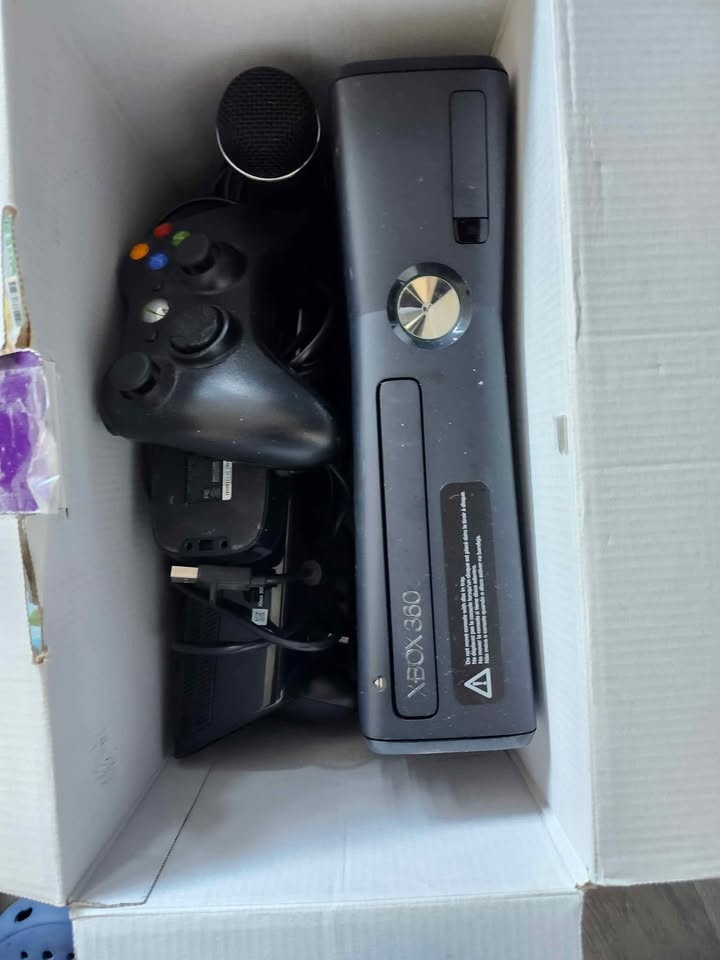 XBOX 360 KINECT 250GB - photo 5