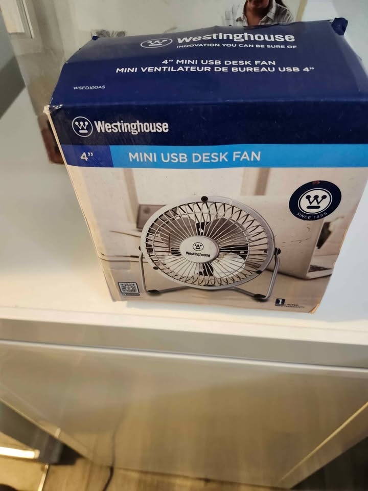MINI USB DESK FAN - photo 4