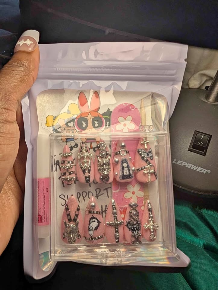 Custom Press On Nails