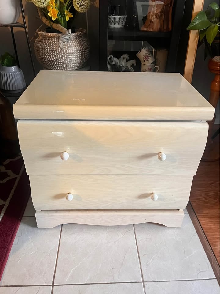Vintage Nightstand Drawers by Pilliod Furniture USA - photo 5