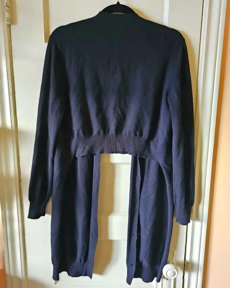 Size 0 Cashmere Thomas Maier High Low Black Cardigan image indicator(7)