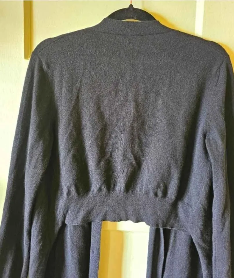 Size 0 Cashmere Thomas Maier High Low Black Cardigan image indicator(8)