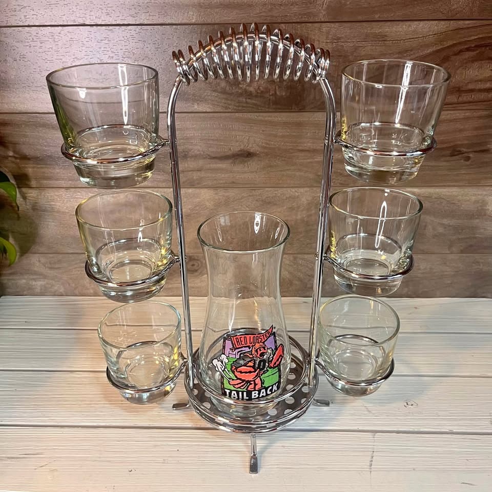 Vintage Red Lobster Tail Back Cocktail Pitcher Set