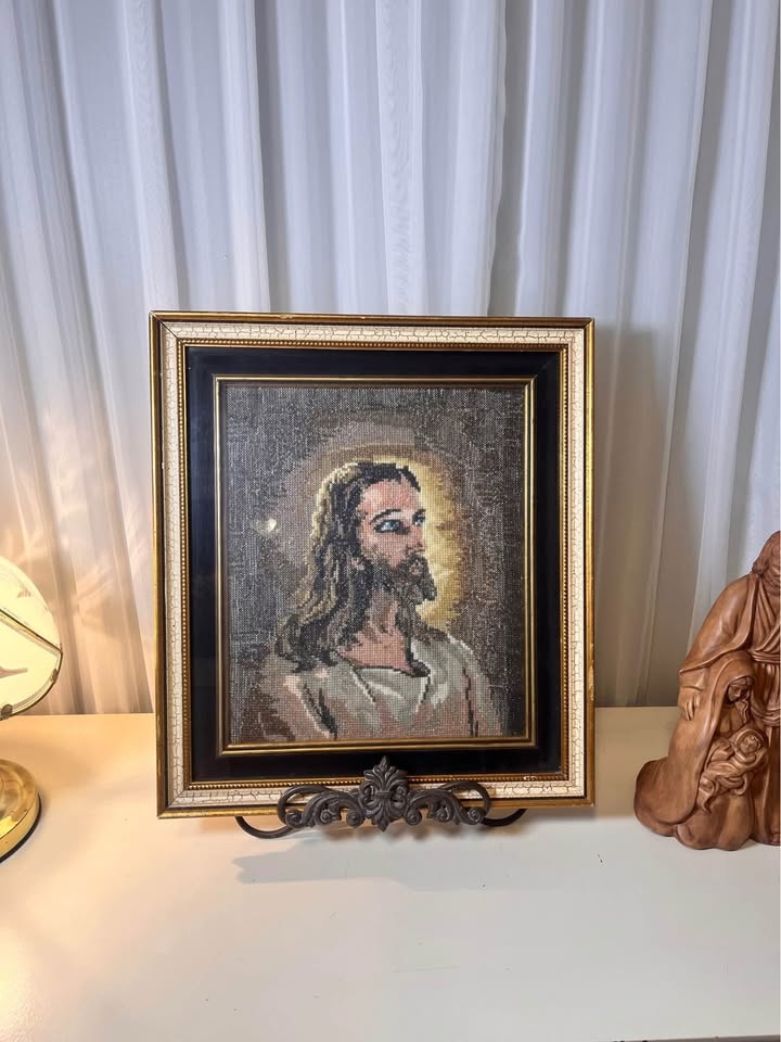 Vintage Framed Cross Stitch Jesus Christ Portrait - photo 4