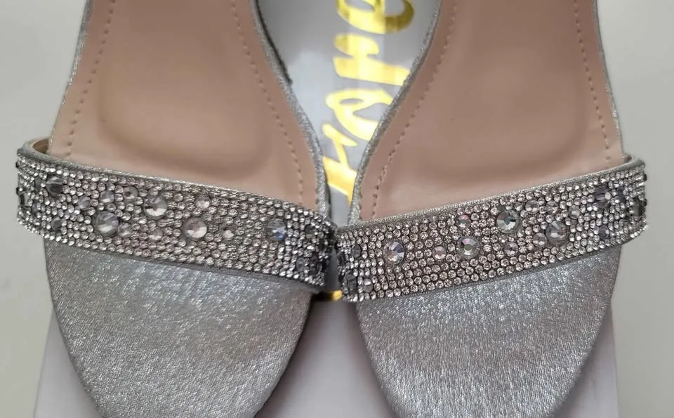 NEW Silver Wedding Wedge Heels Size 8 image indicator(5)