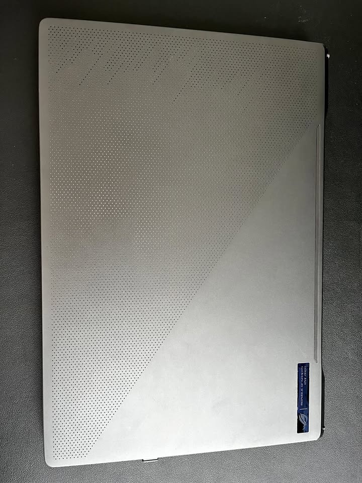 ASUS ROG Zephyrus G15 RTX3060 24GB RAM 1TB SSD