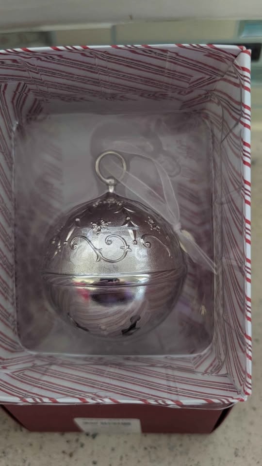 Hallmark Keepsake "Ring in the Season" Ornaments 1st & 2nd - photo 2