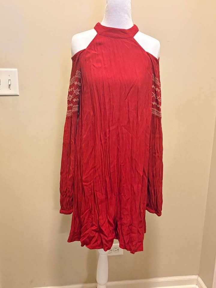 Red dress- short length. Peekaboo shoulder boho style