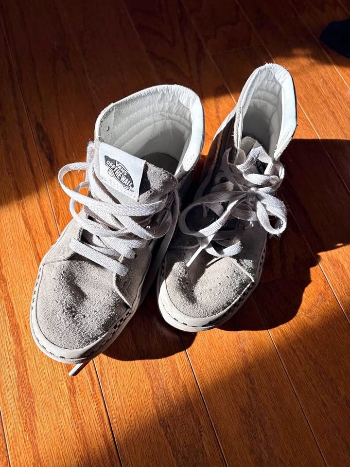 Cash only- Big kids size 2 VANS high-tops