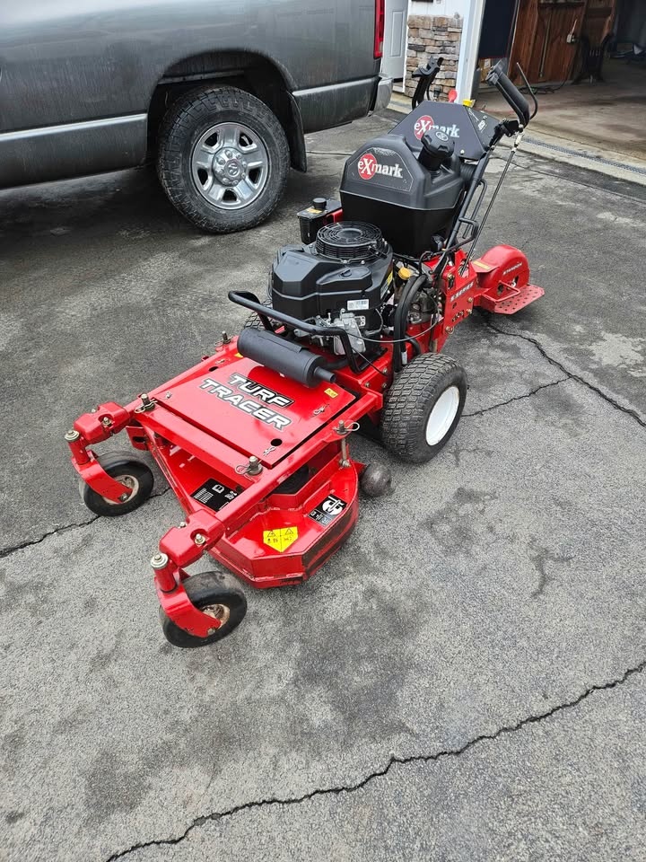 Exmark Turf Tracer 36" Commercial Mower Kawasaki Powered - photo 2