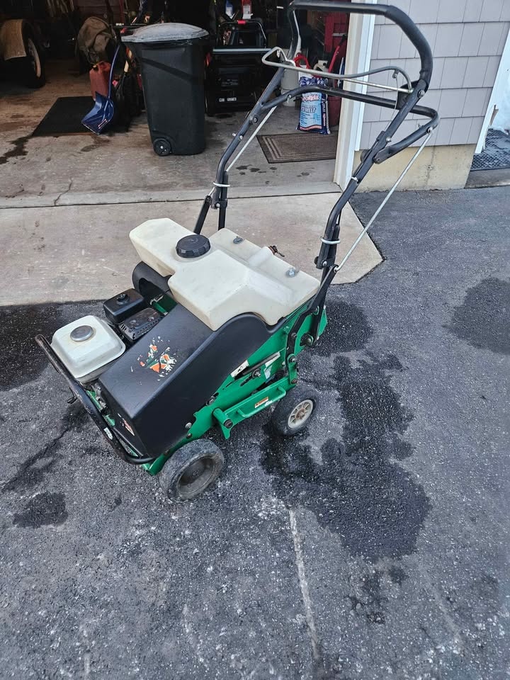 Billygoat Professional Aerators Honda Powered - photo 2