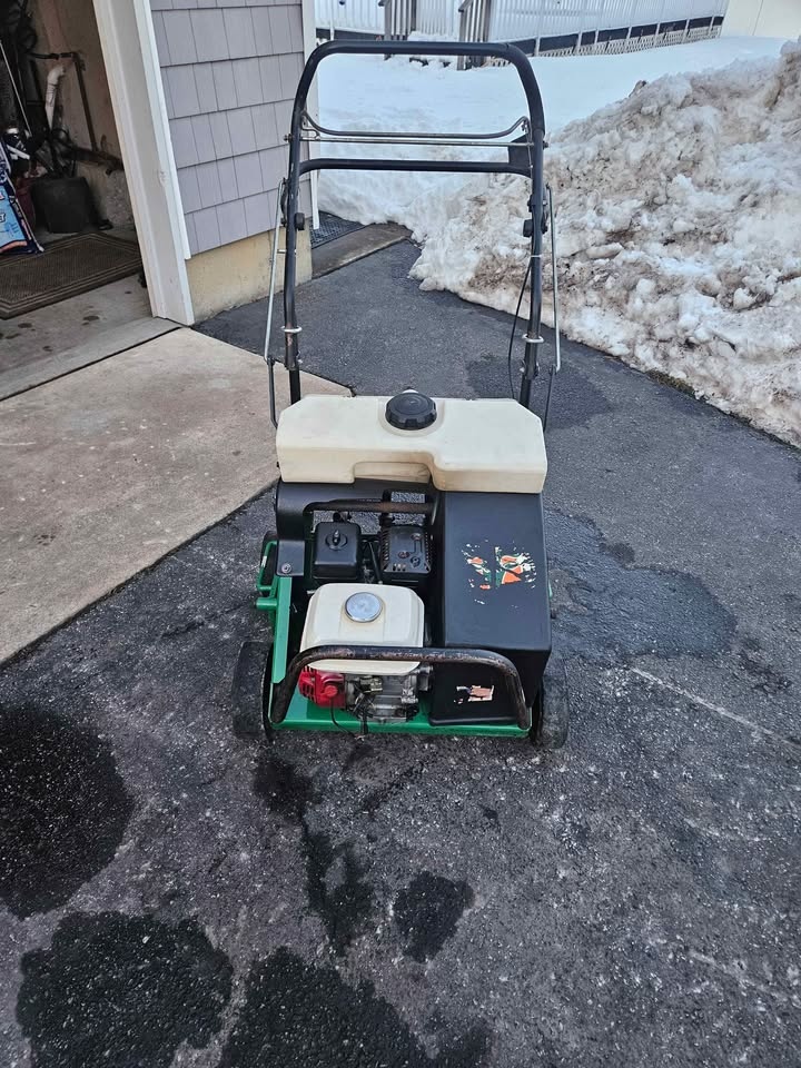 Billygoat Professional Aerators Honda Powered - photo 3