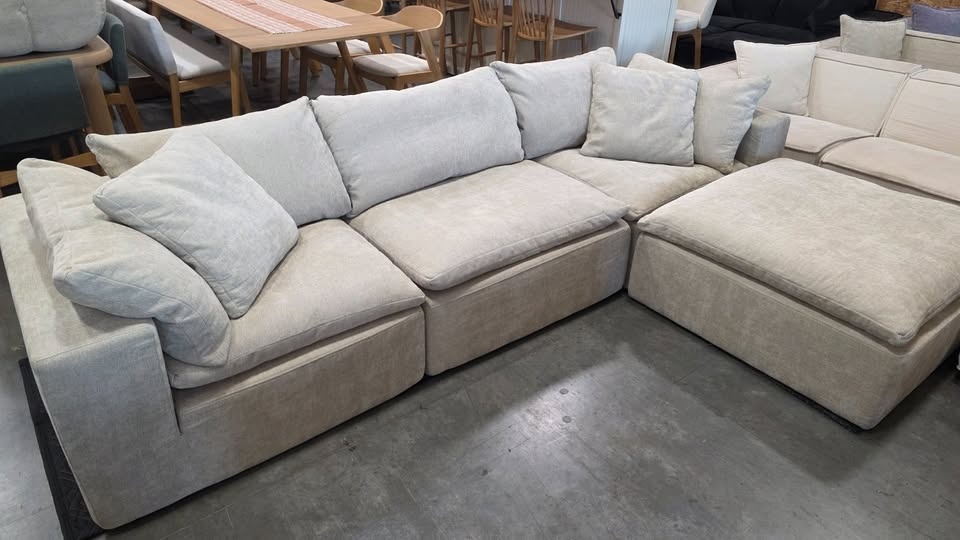 Modular Lounge Sectional – Silicon Sand - photo 3