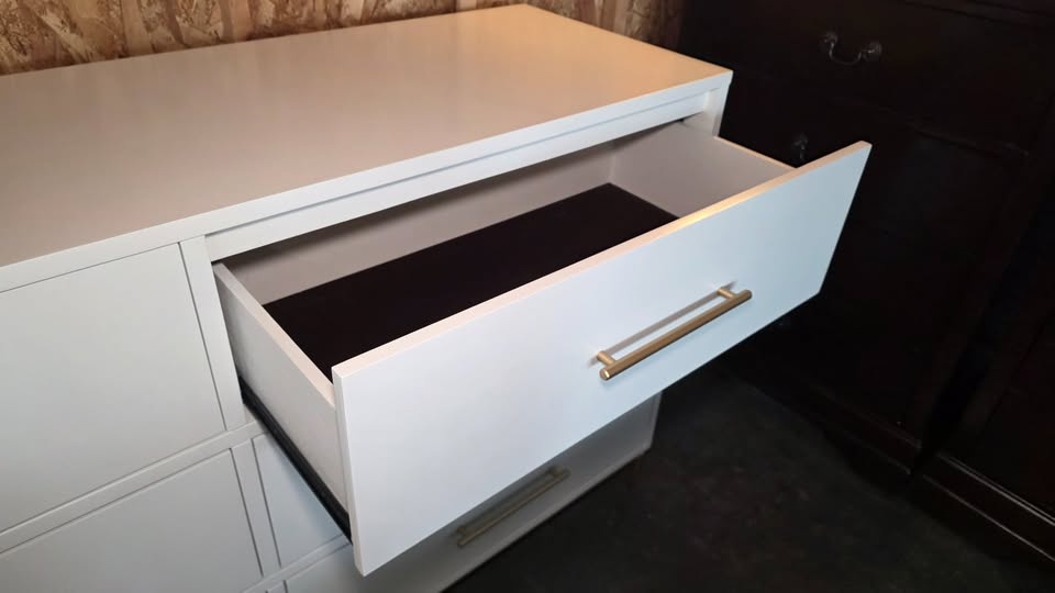 White & Gold 6-Drawer Dresser - photo 5