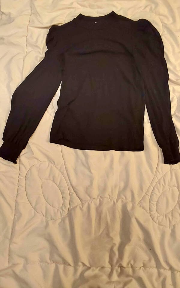 Black top size 10-12 girls