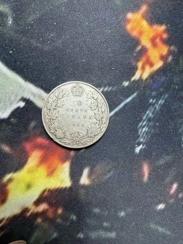 1919 Canada Silver 50 Cent Piece (11.66g .925 Silver)