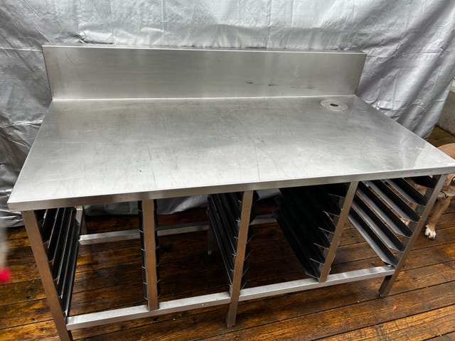 Commercial Stainless Steel 3-Bay Bakery Prep Table / Oven Stand