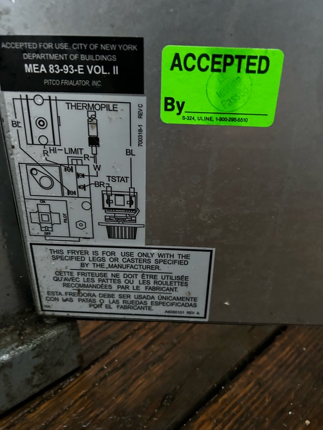 Pitco 40C+ LP Gas Fryer - Hose & Regulator Included - photo 3
