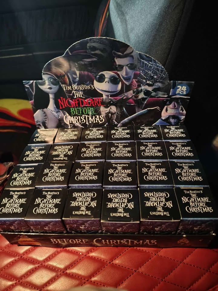 Tim Burton's Nightmare Before Christmas Keychains - photo 2