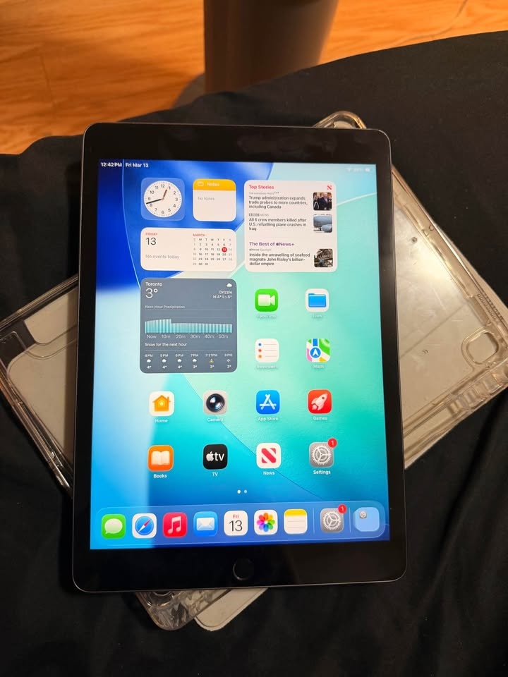 Apple iPad 9th Generation - photo 2